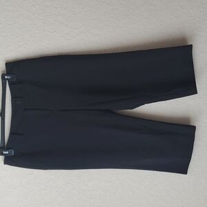 Worthington sz 14 black Bermuda office pants🌛
